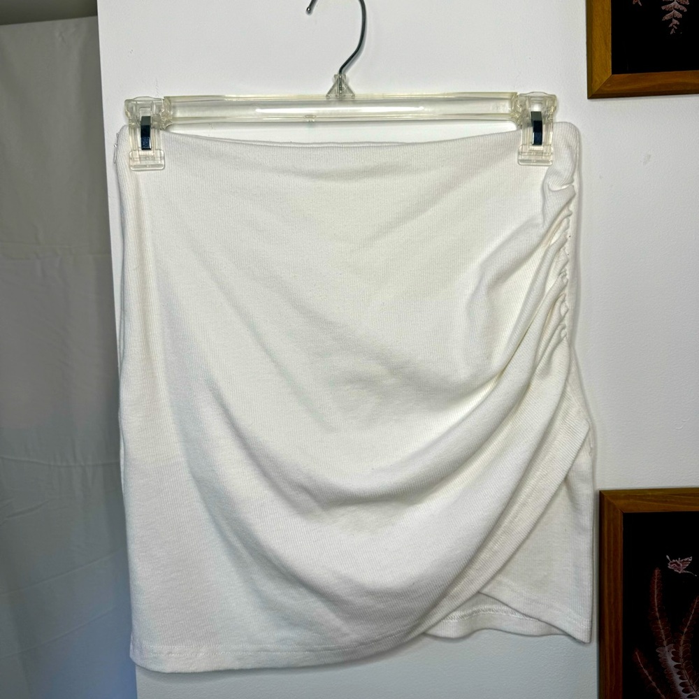 White SHEIN Rouged Skirt (L)